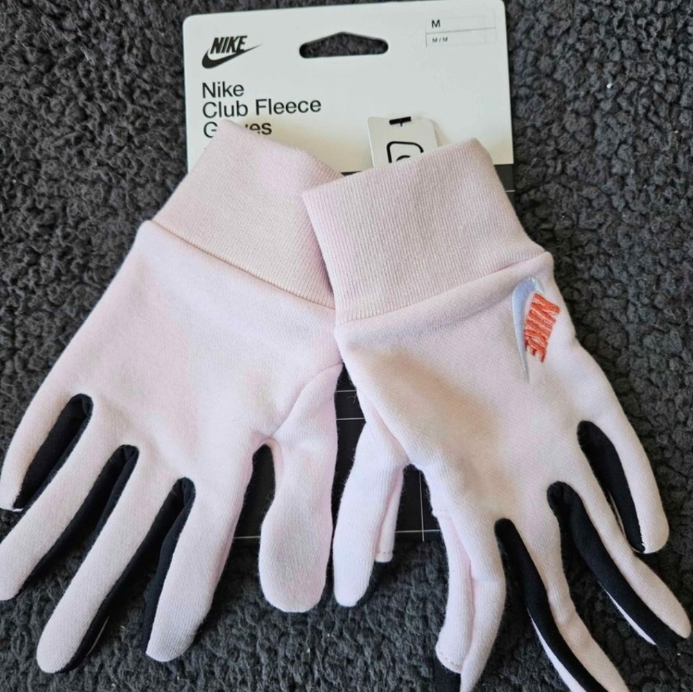 Nike girls fleece gloves